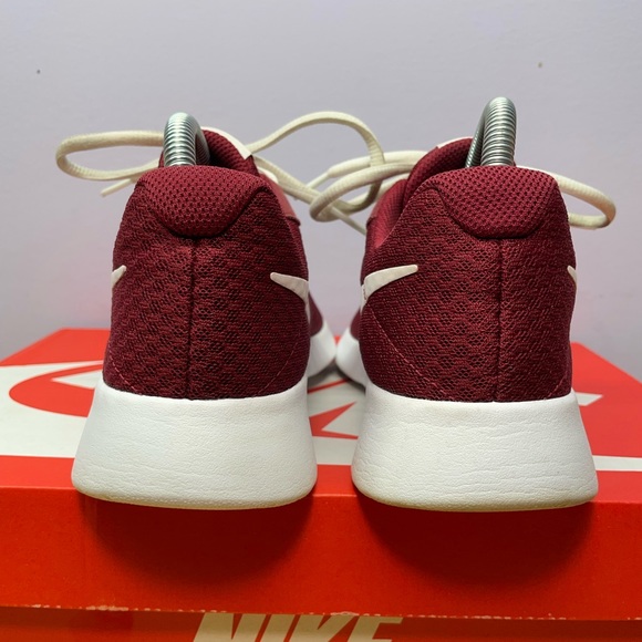NIKE Tanjun” team red” - Picture 2 of 6